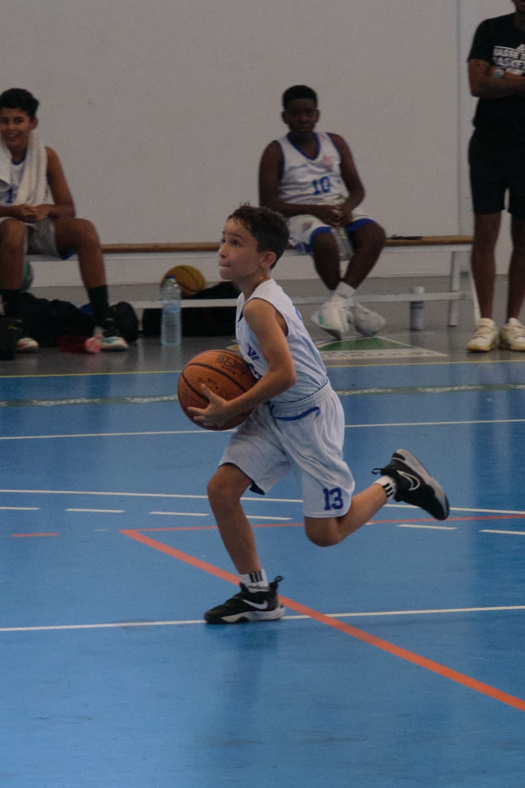 U13